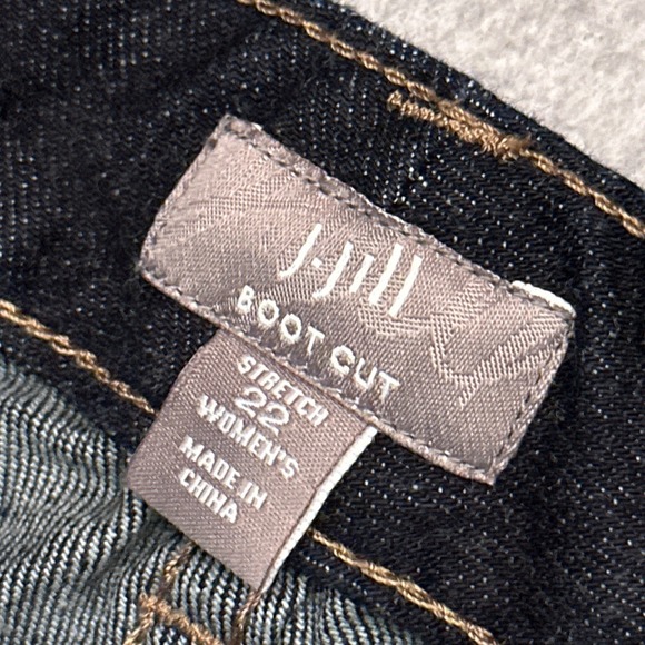 J Jill Jeans Women's 22 Cropped Bootcut Dark Wash Stretch Denim High Rise EUC - Picture 2 of 9